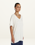 Summi Summi V Neck Tee in Vanilla