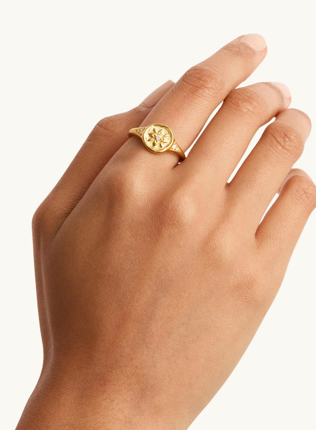 By Charlotte Live In Love Ring in GOLD