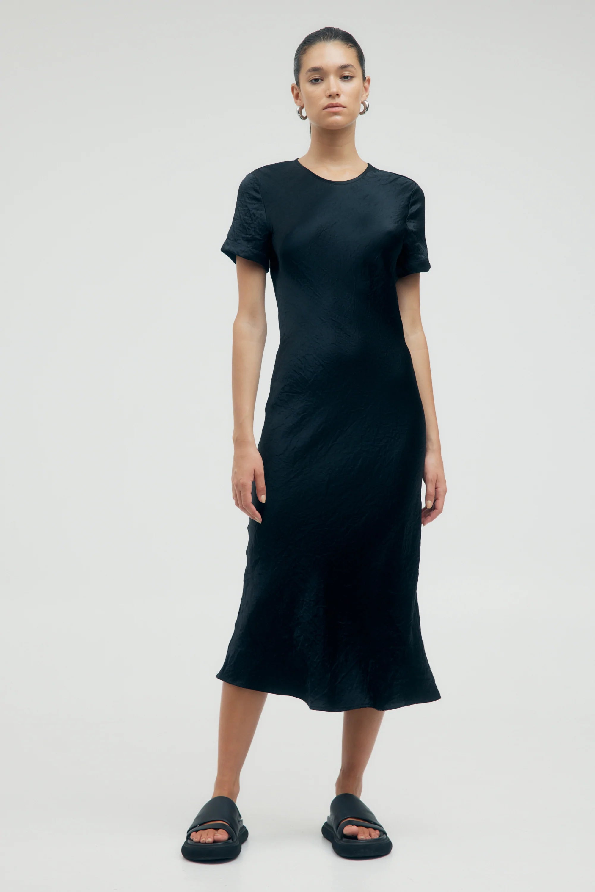 Crush Bias Tee Midi BLACK Third Form  Frolic Girls