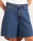Marle Relaxed Jean Short in HERITAGE BLUE
