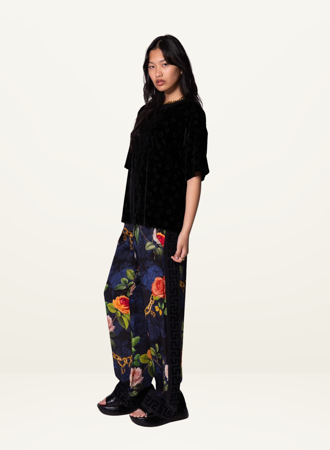 Something Very Special Chains and Roses Silk Vacay Pant in Black