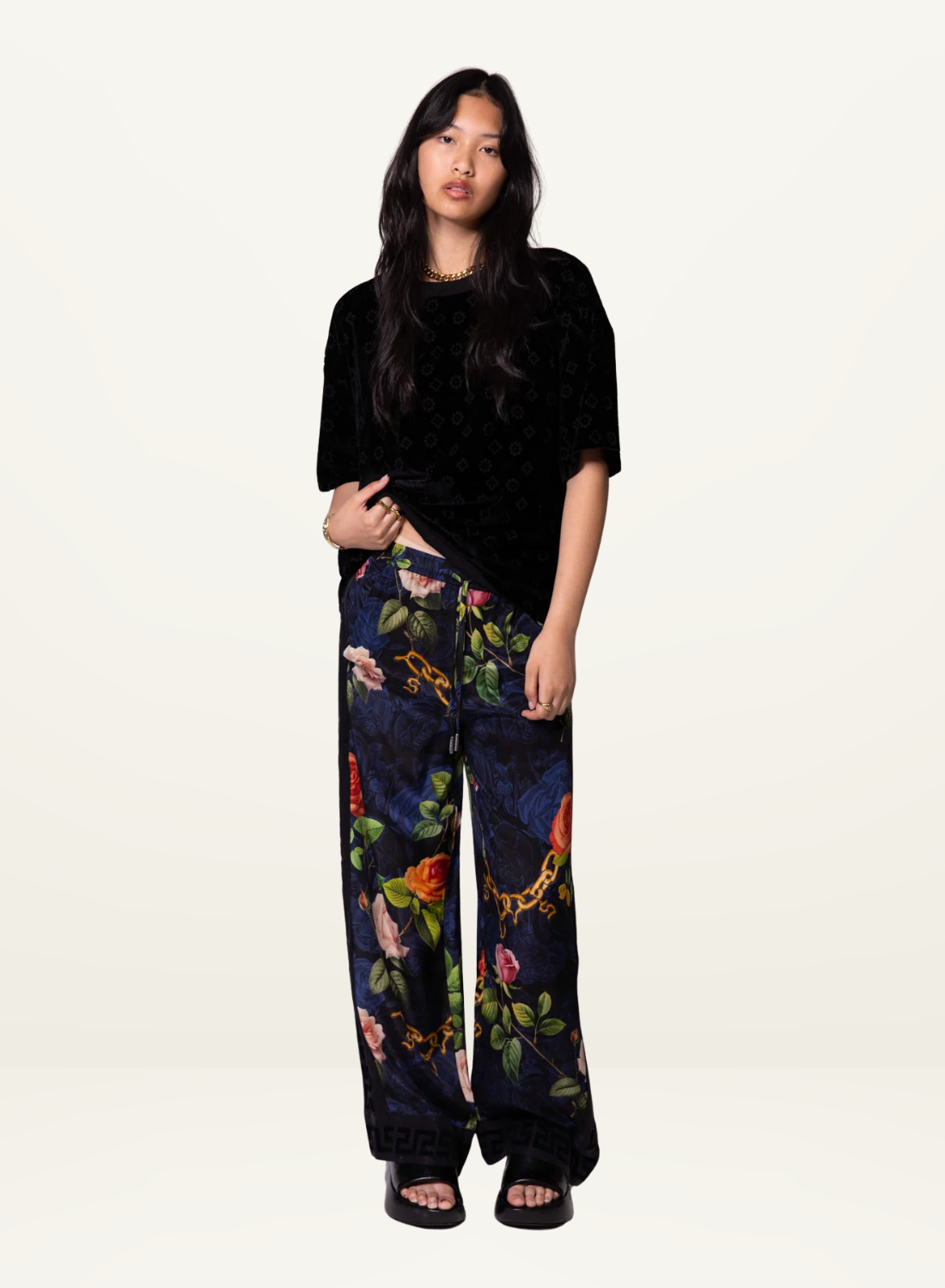 Something Very Special Chains and Roses Silk Vacay Pant in Black