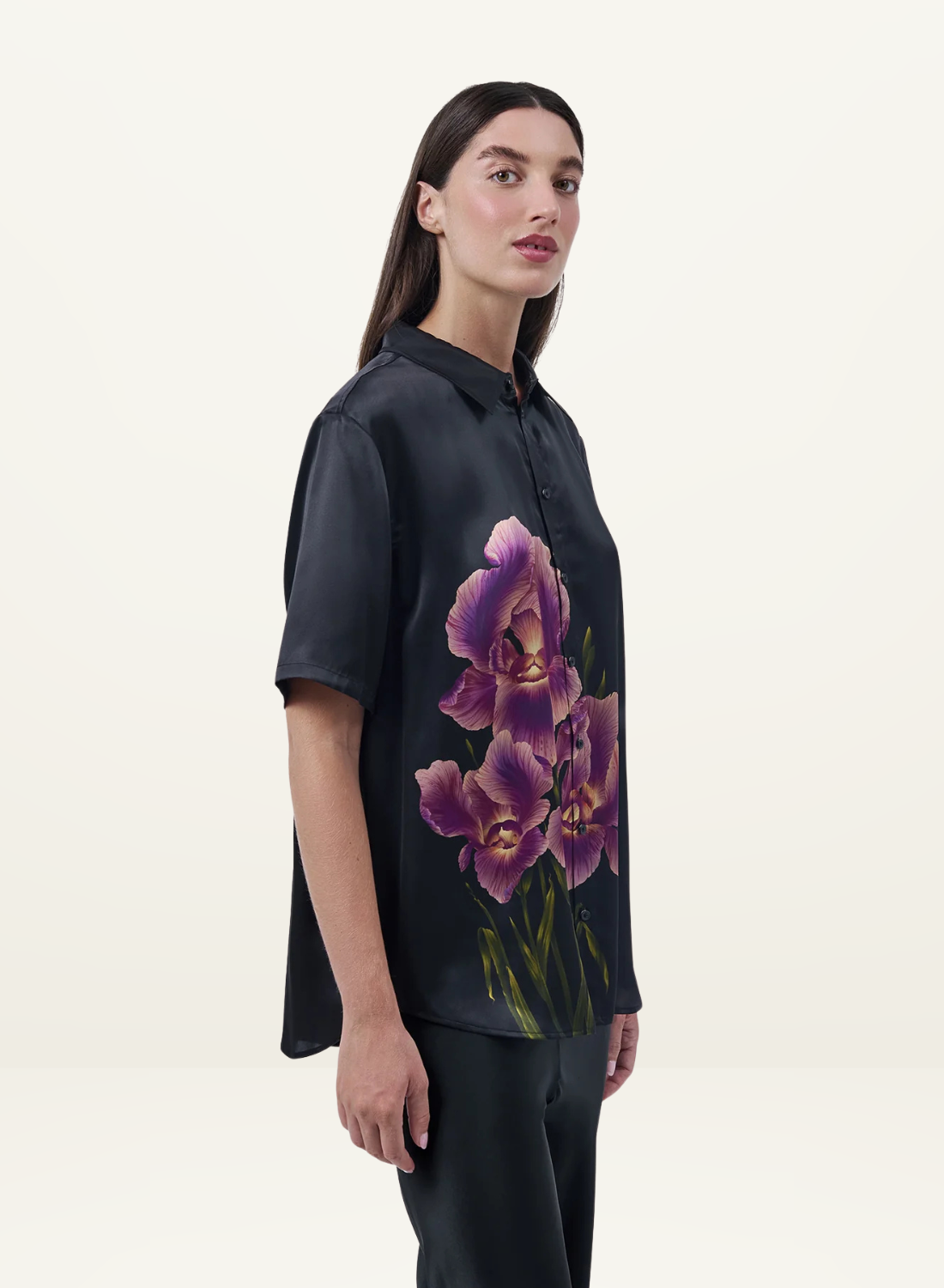 Silk Laundry Short Sleeve Boyfriend Shirt in Iris Black