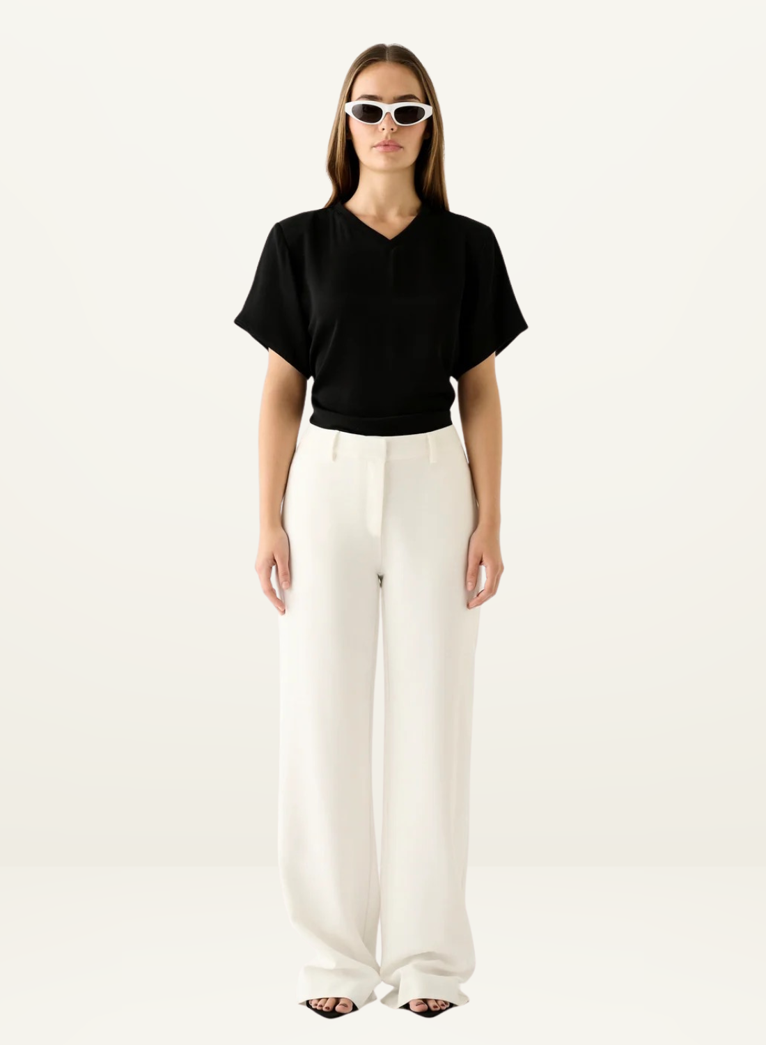 Esmaee Foreshore Tee in Black