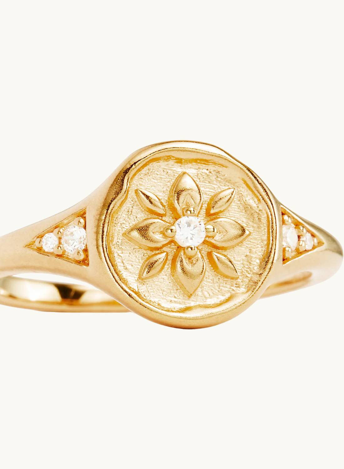 By Charlotte Live In Love Ring in GOLD