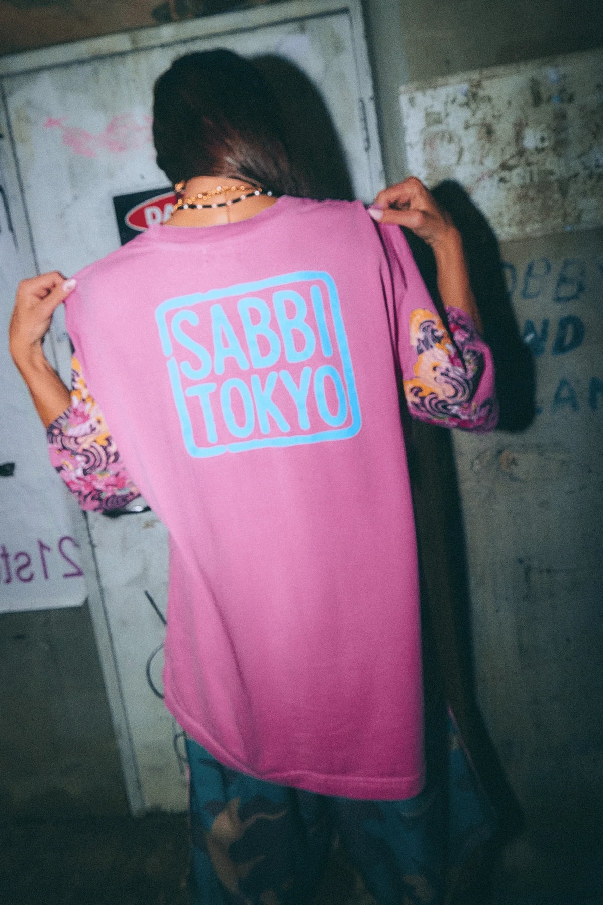Sabbi DJ Geisha Tee
