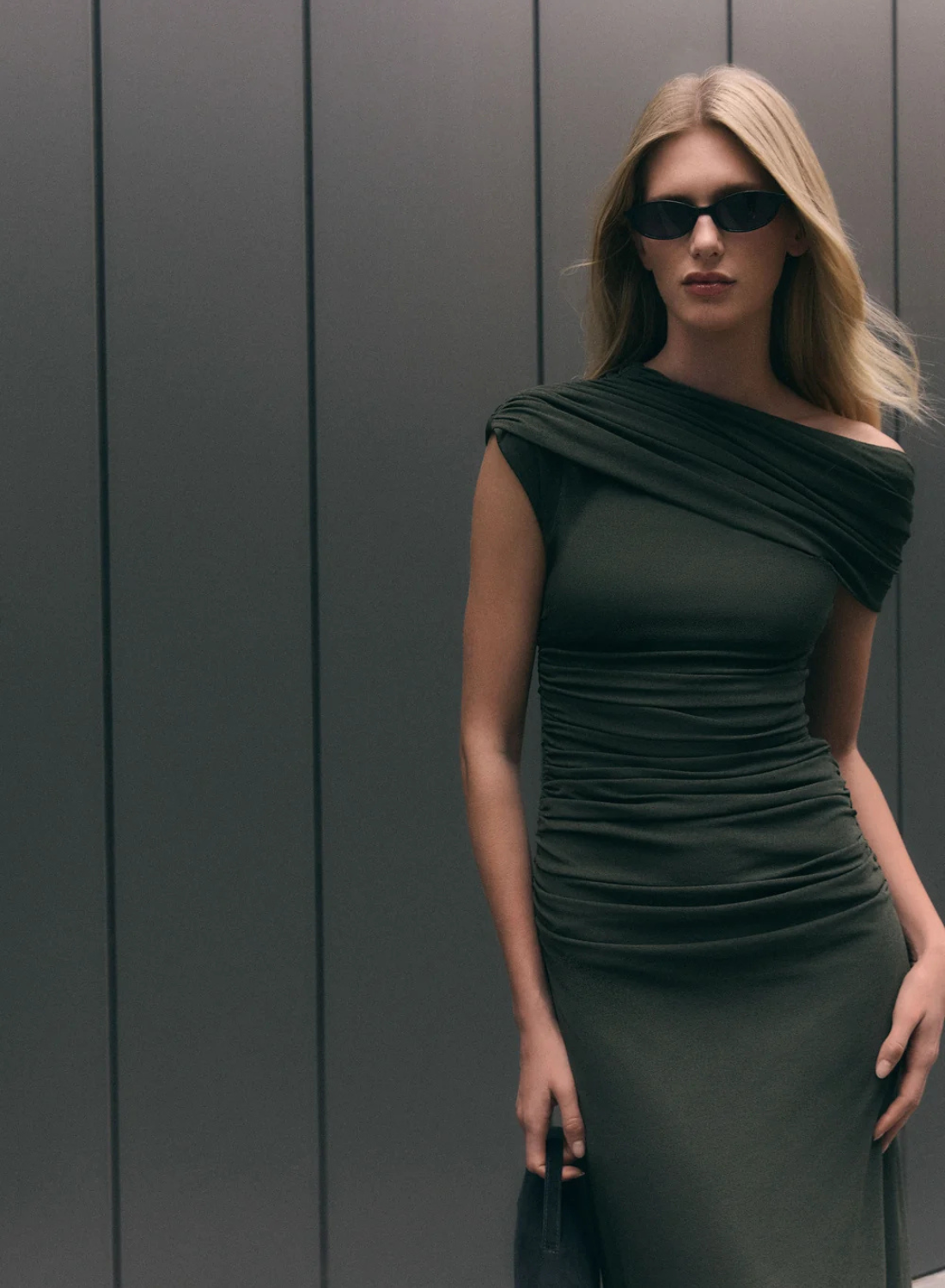 Esmaee Pause Dress in Khaki