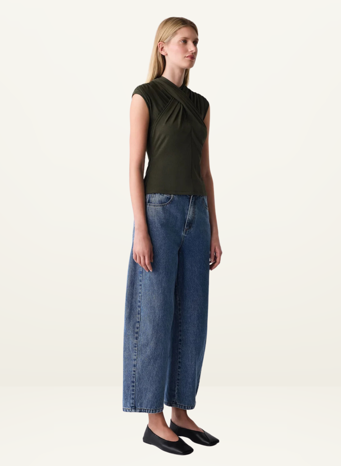 Esmaee Pause Top in Khaki