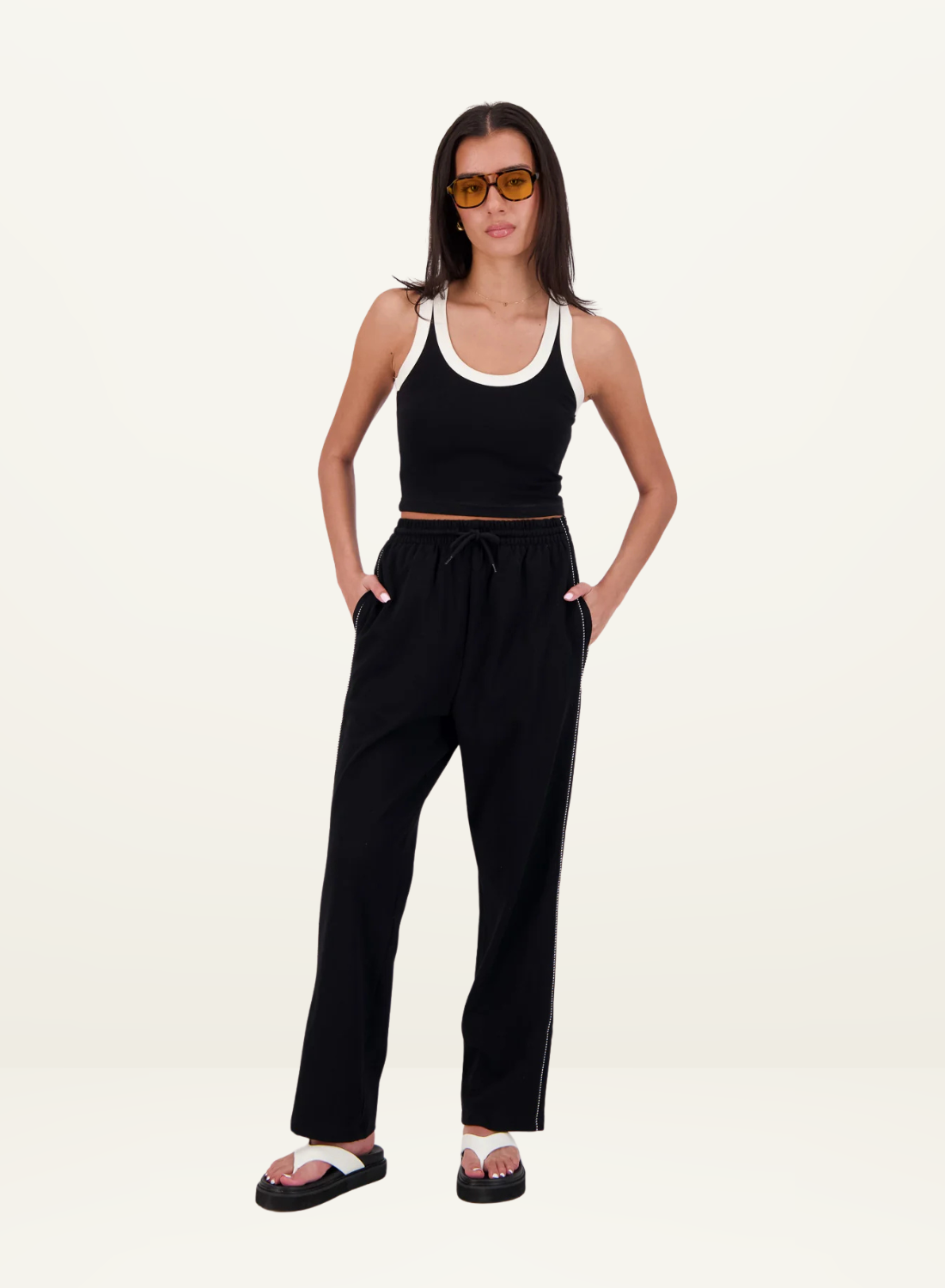 Jasmine Alexa Manarola Trackpant in Black