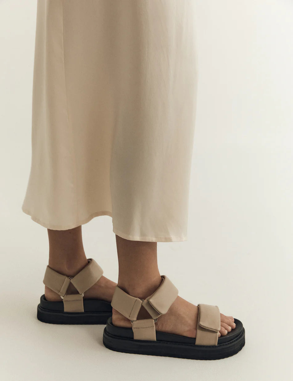 Maja Platform Slides TAUPE La Tribe-La Tribe-Frolic Girls