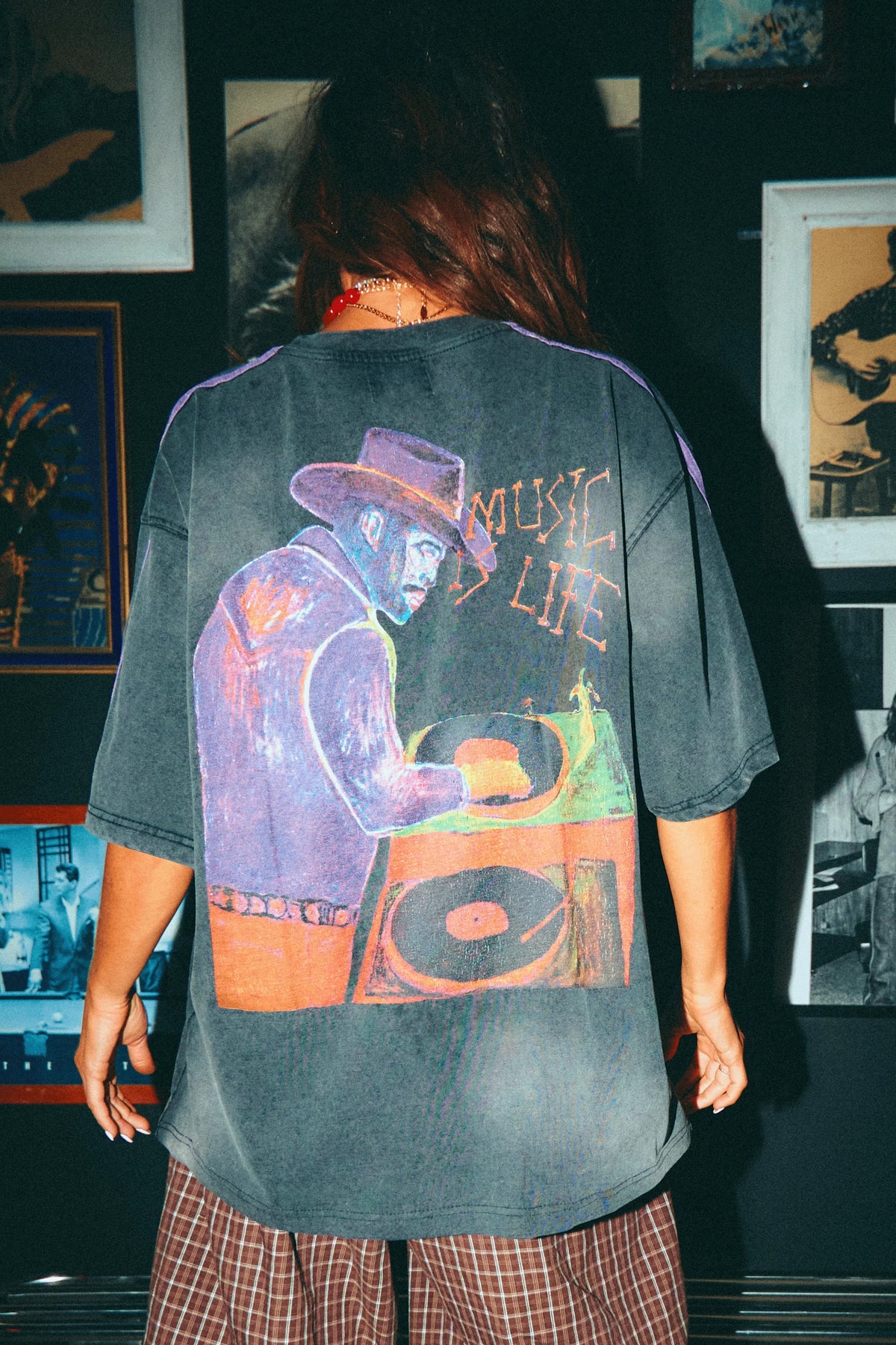 Sabbi Music Is Life Tee in Black