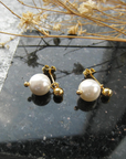 Skylar Drop Pearl Earrings GOLD Smith-SMITH-Frolic Girls