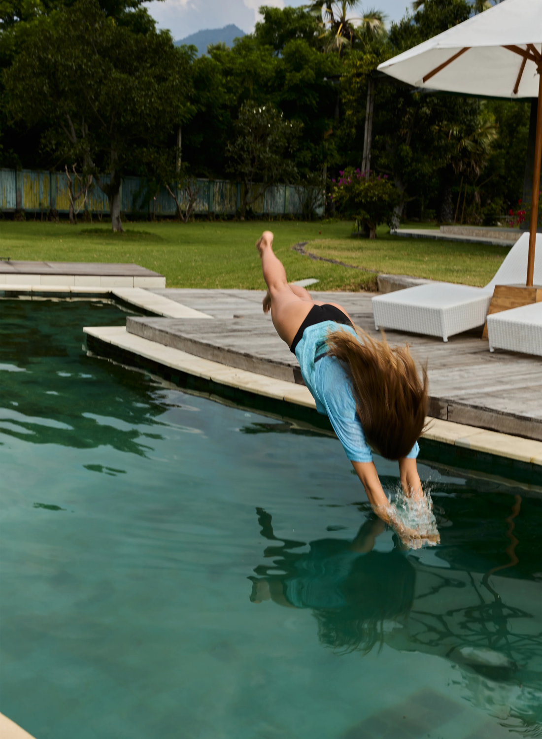 Summi Summi Double Dolphin Tee in Blue