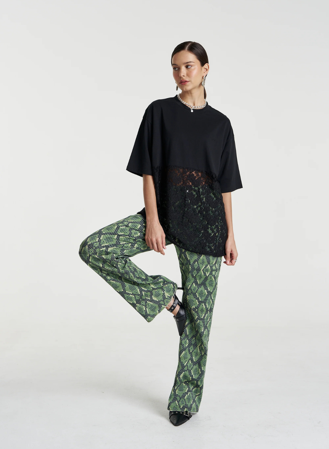Summi Summi Lace Panel Tee in Black