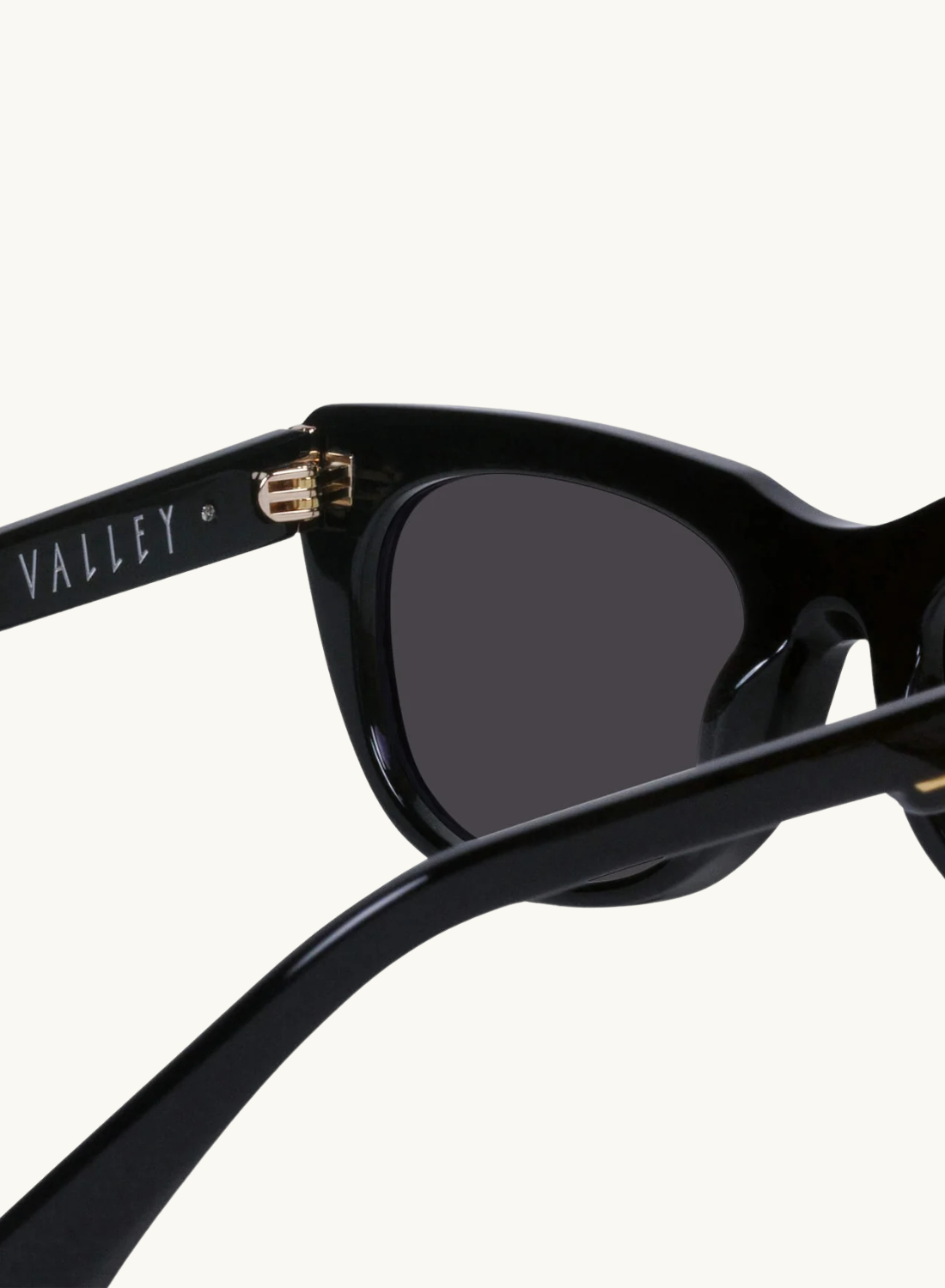 Valley Tomahawk Sunglasses in GLOSS BLACK